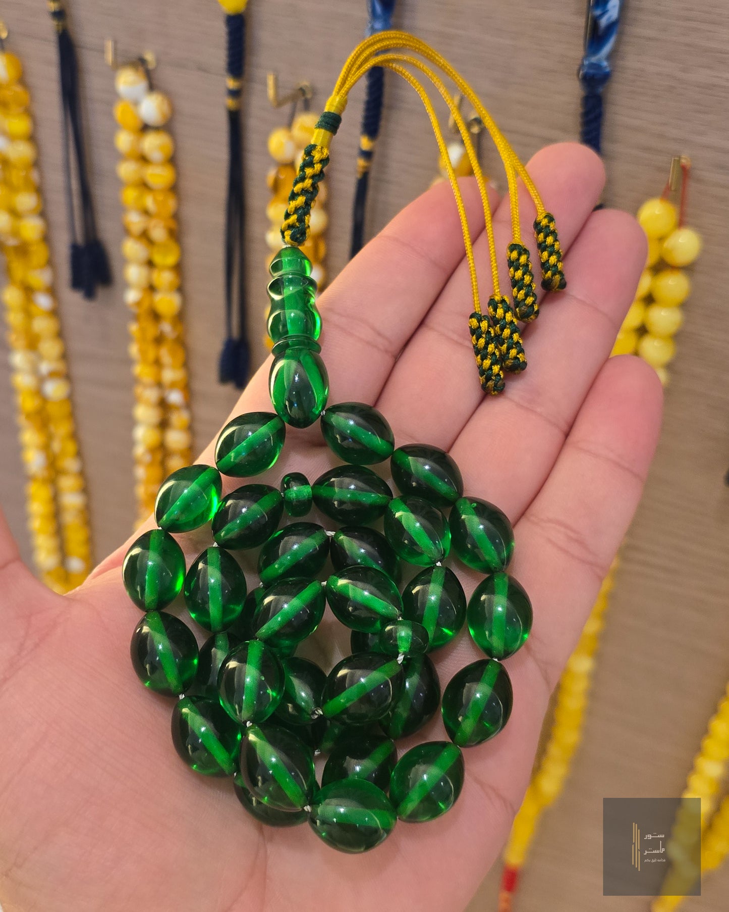 فاتوران اخضر شفاف