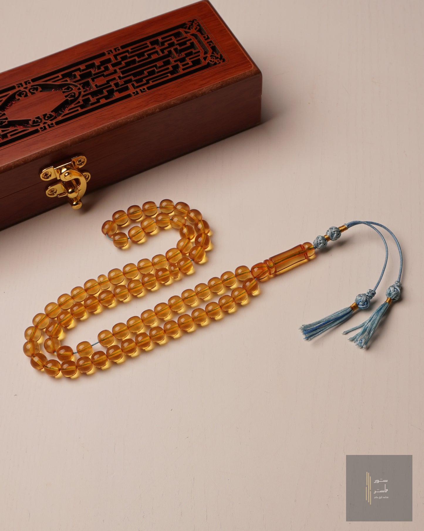 مستكه الماني تفاحي شبيه كهرب الشفاف