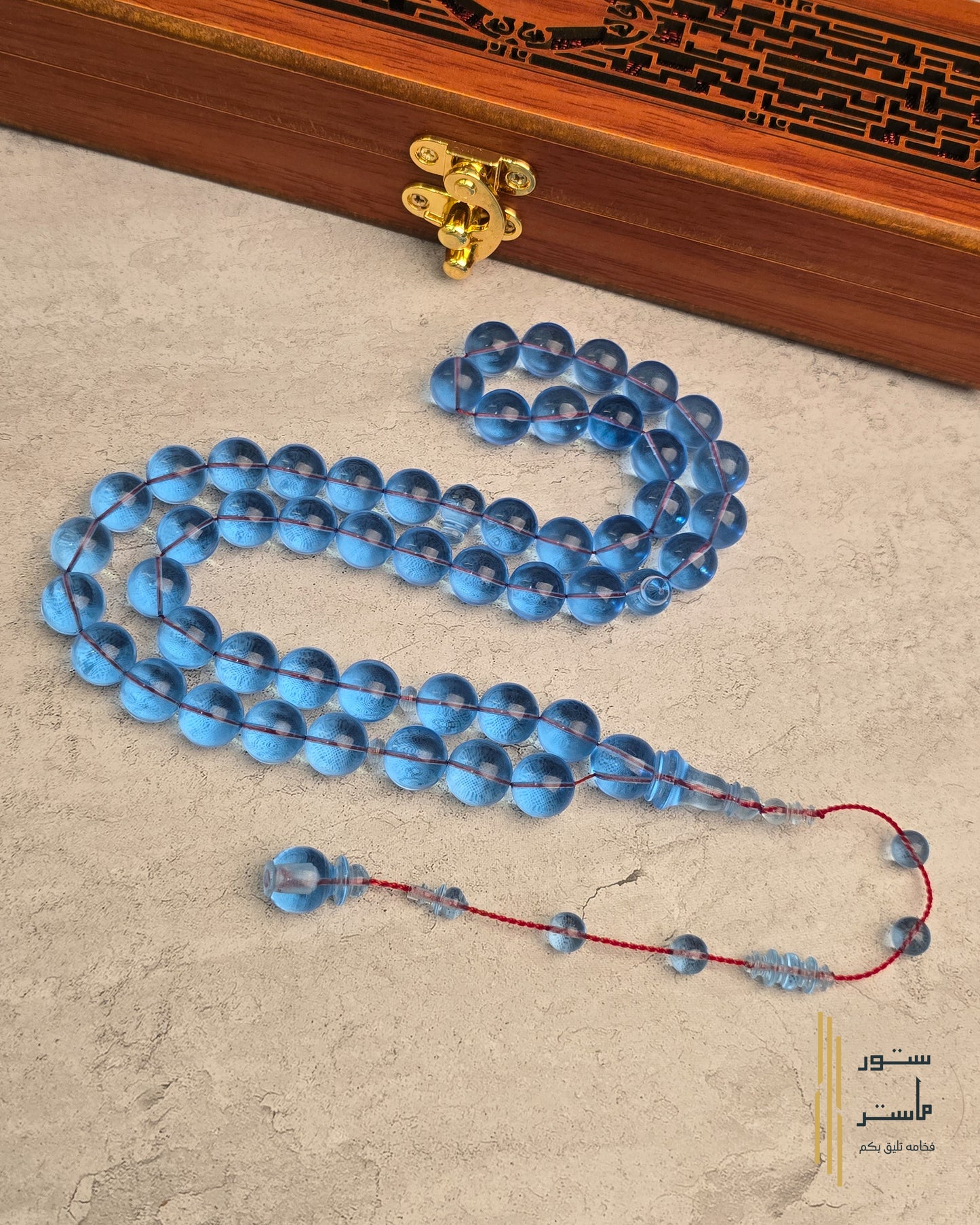 كاست اكوامارين - تمليكه